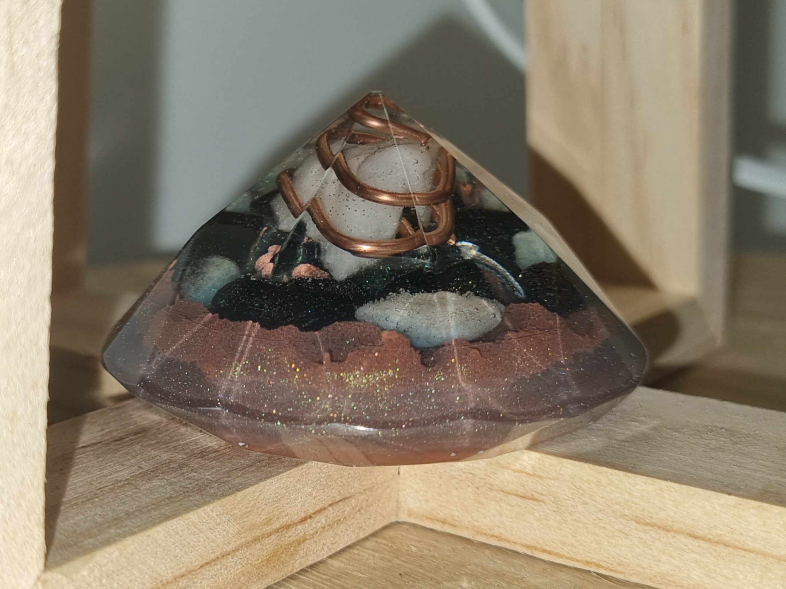 Orgonite cône
